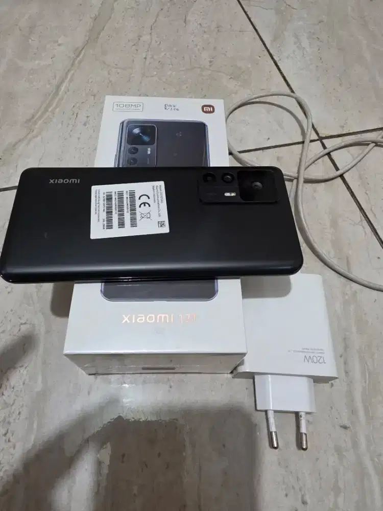 Xiaomi 12 T - 8/256 - Dimensity 8100 Ultra - 108MP Ultra Clear Camera
