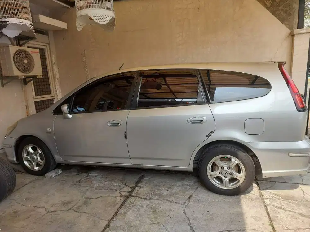 DI JUAL HONDA STREAM TAHUN 2007 AT 1.7