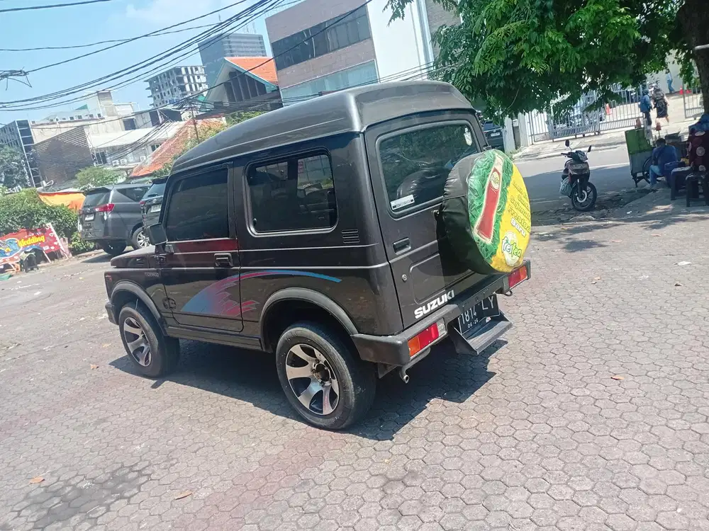 Suzuki Jimny 1993 Bensin