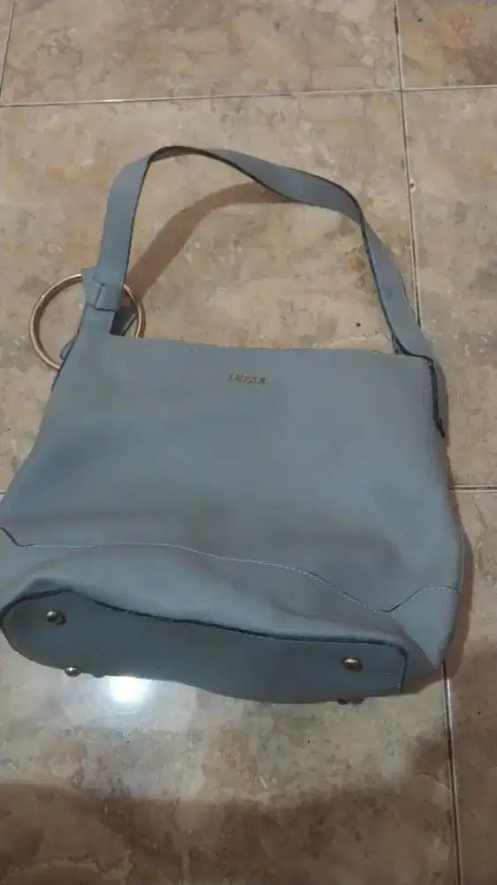 Tas second biru