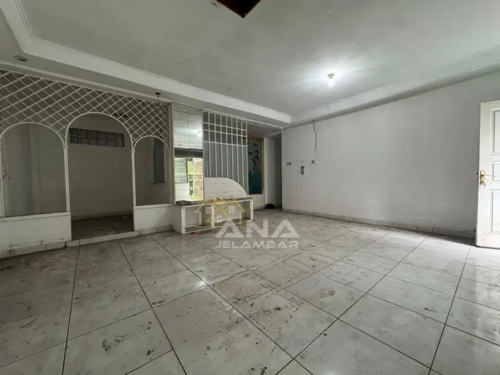 ANA RUMAH LUAS UK 9X20M DI KOMPLEK DUTA MAS JELAMBAR