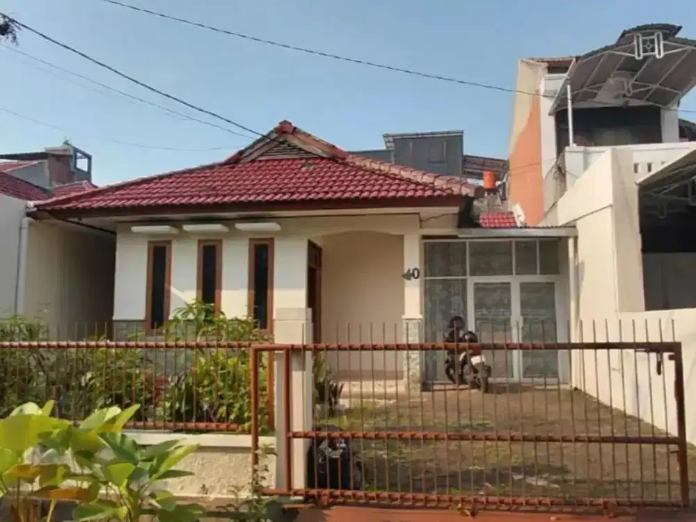 Disewakan Rumah Terawat Siap Huni Bisa Buat Kantor Di Komplek Besar Antapani Kota Bandung