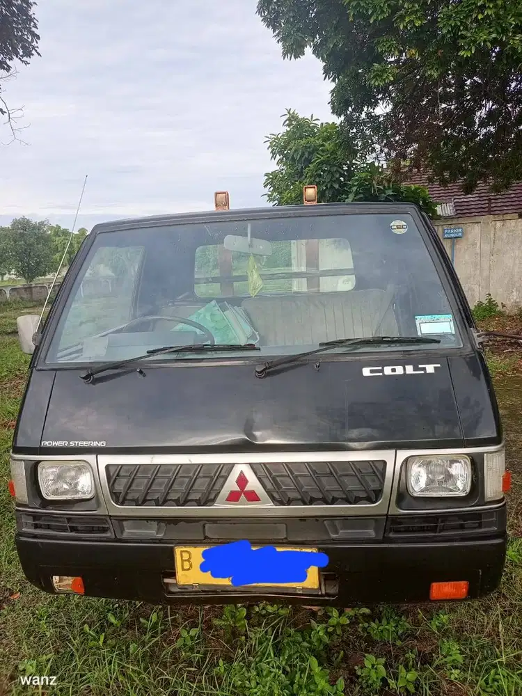 Mitsubitshi L300 pick up 2022 dijual