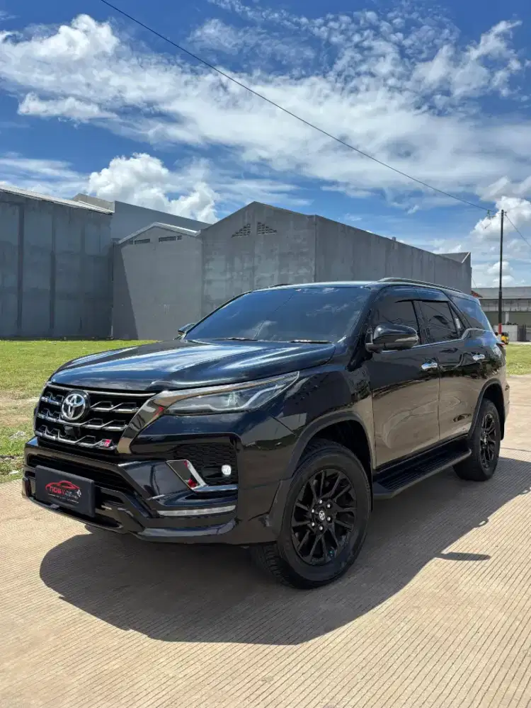 Toyota Fortuner GR Sport diesel matic 2022 bekas murah