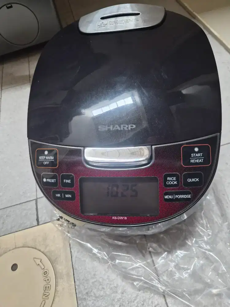 Rice Cooker Sharp 1.8L
