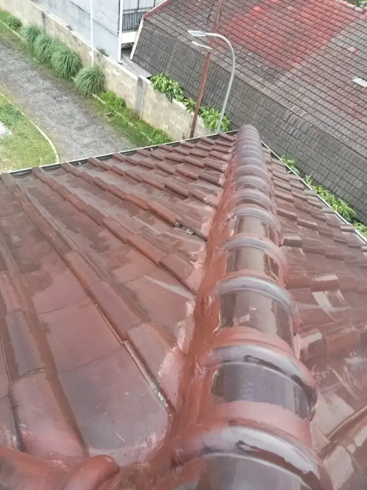 Tukang perbaikan Atap bocor dan renovasi rumah.