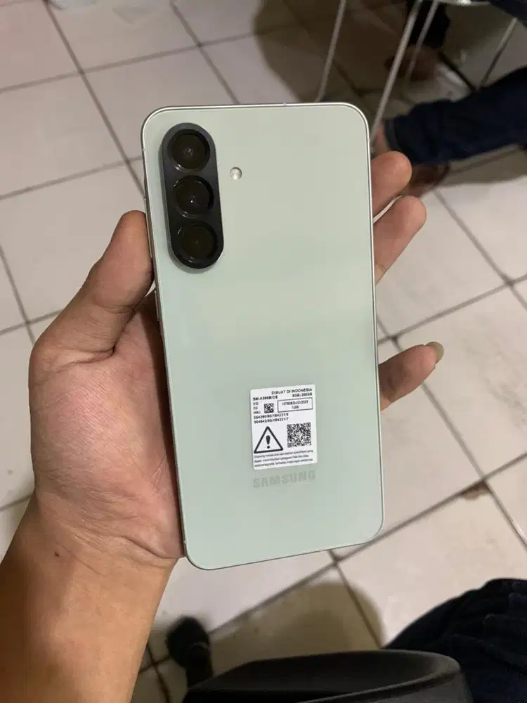 Samsung a56 5G 8/256 GB