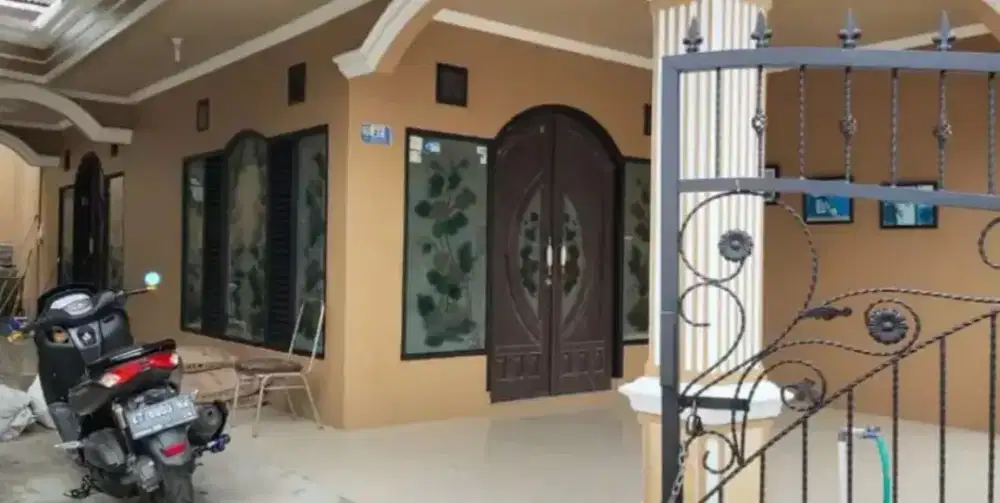 DI KONTRAKAN RUMAH BANGUN REKSA 400m