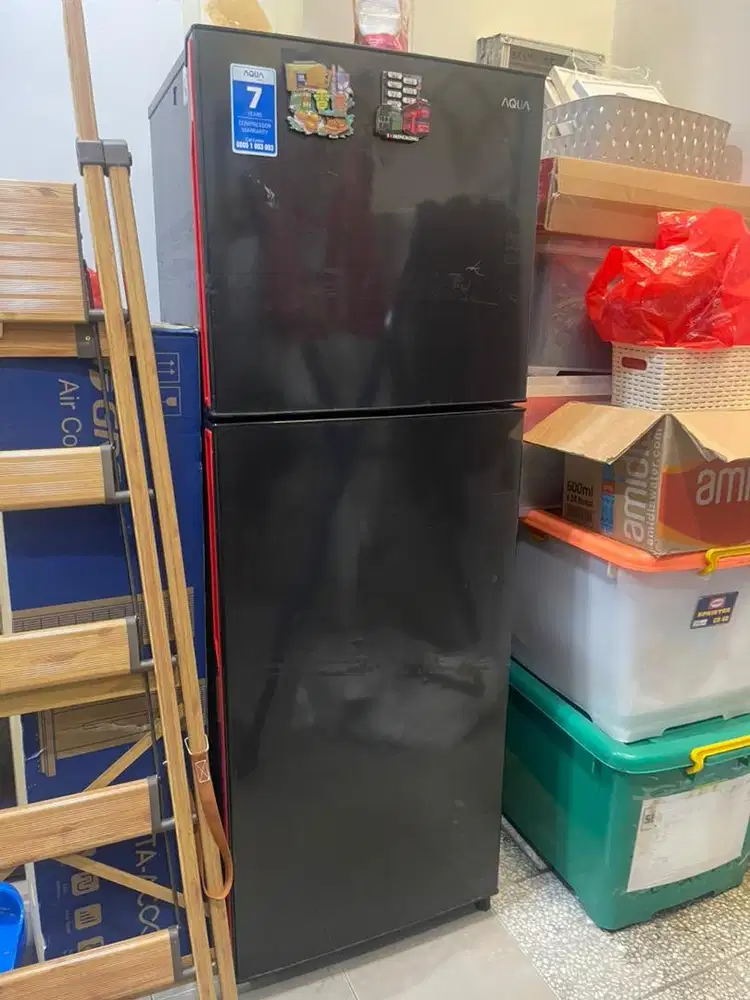 Kulkas AQUA AQR251 Hitam