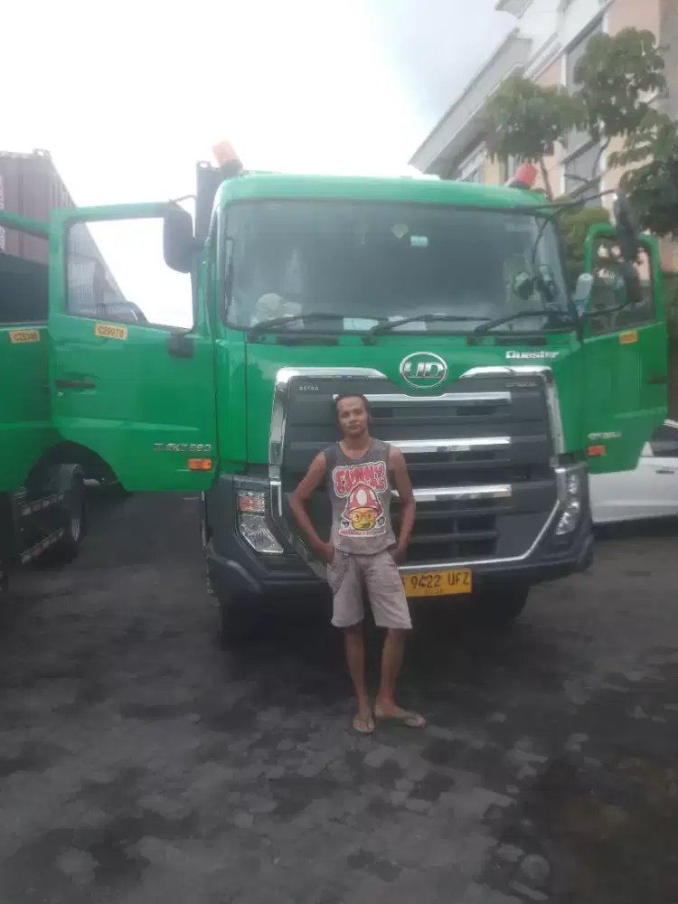 Cari kerja posisi sopir/driver atau helper/kenek
