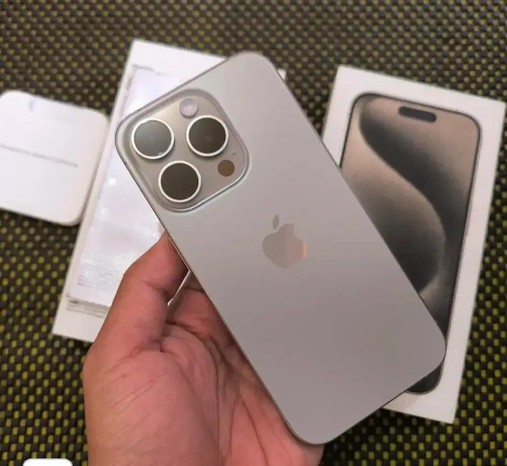 Iphone 15 pro Ibox 257 gb