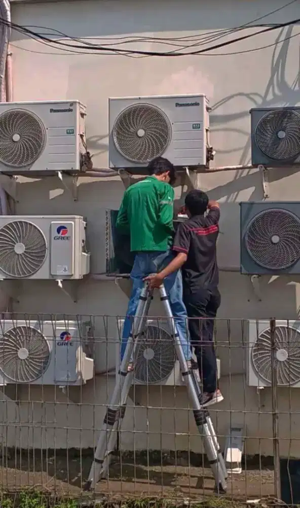 Service AC , Bongkar pasang AC , Mesin cuci ,Kulkas