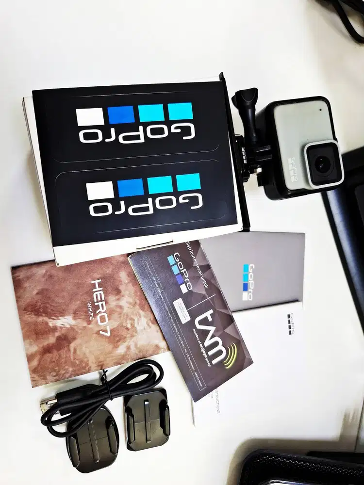 GoPro Hero 7 White Edition 10 MP 1440 30 FPS Action Camera Gopro Hero