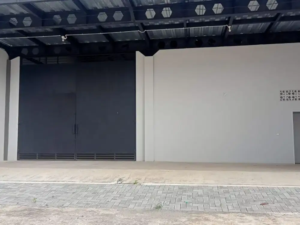 DISEWAKAN GUDANG 486M2 DAERAH TIGARAKSA TANGERANG