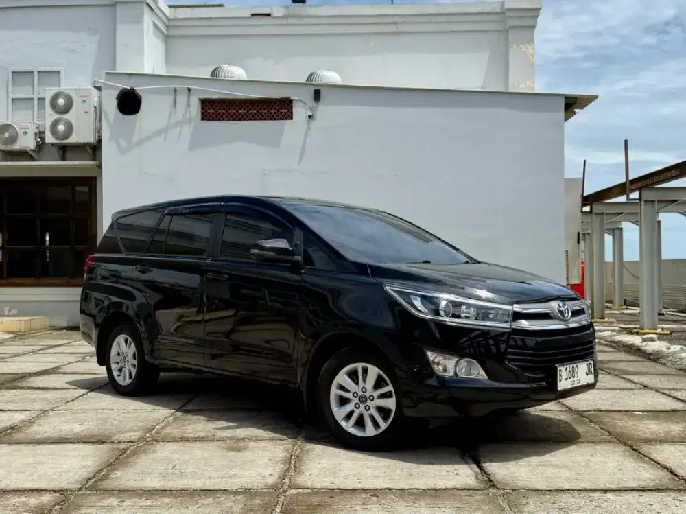 (km 55rb) Toyota innova V 2.4 AT. Tahun 2018. Hitam. Perfect cond