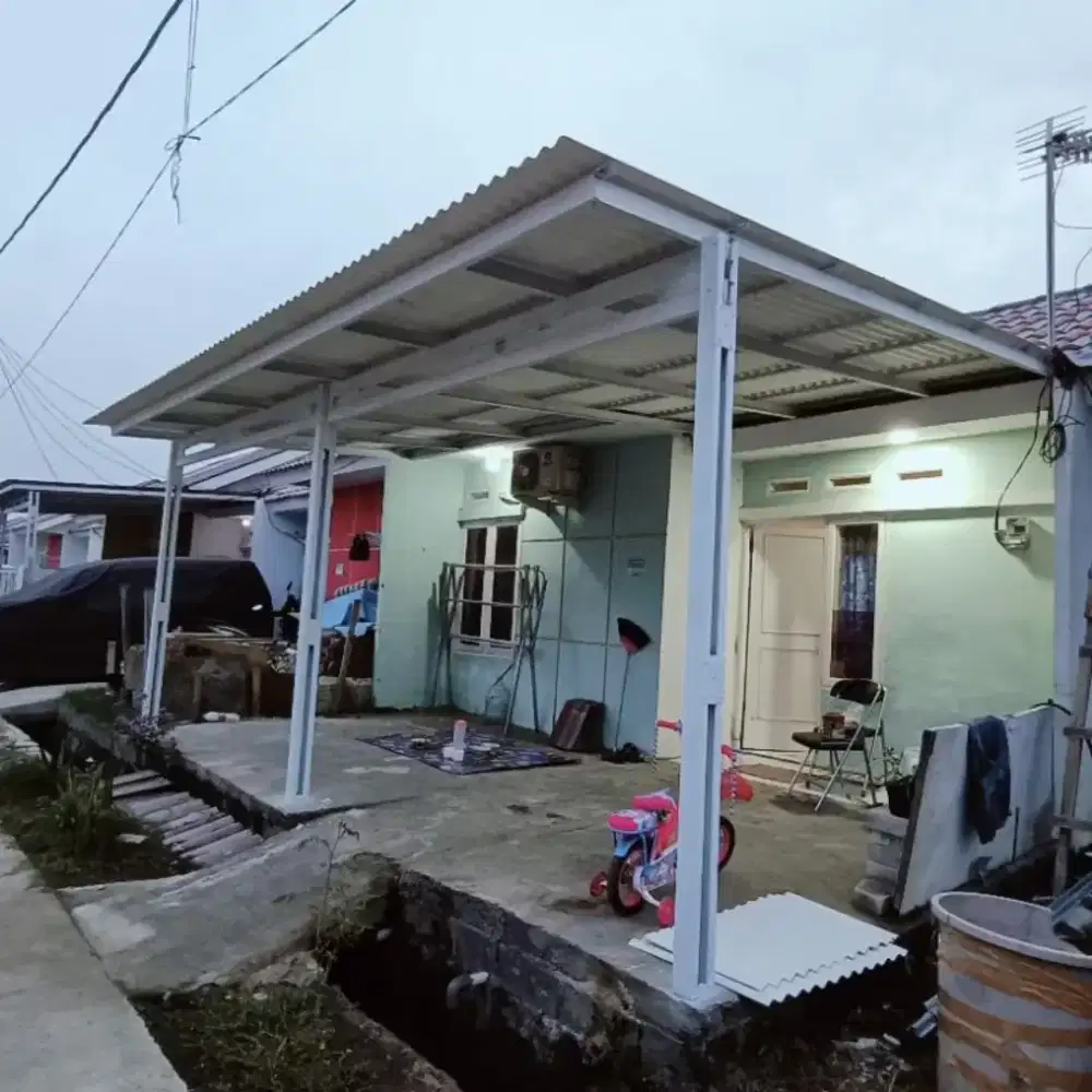 Kanopi baja ringan