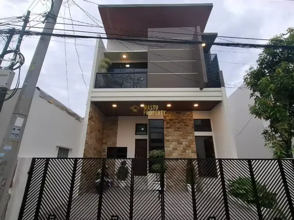 RUMAH 2 LANTAI SIAP HUNI DI KAWASAN STRATEGIS KALIURANG KM 7