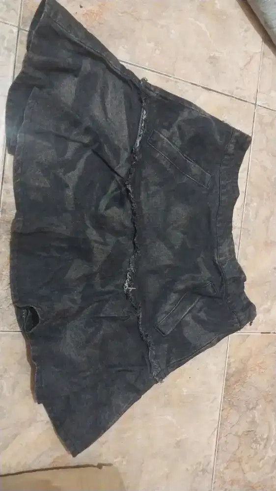 Rok mini semi levis