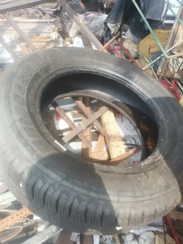 Ban mobil 265/80/R18 BRIGESTON DUELER