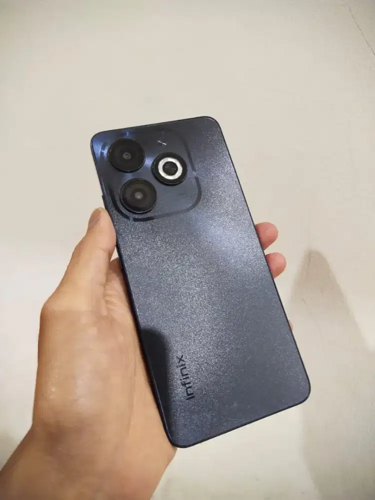 Infinix smart 8 4/64