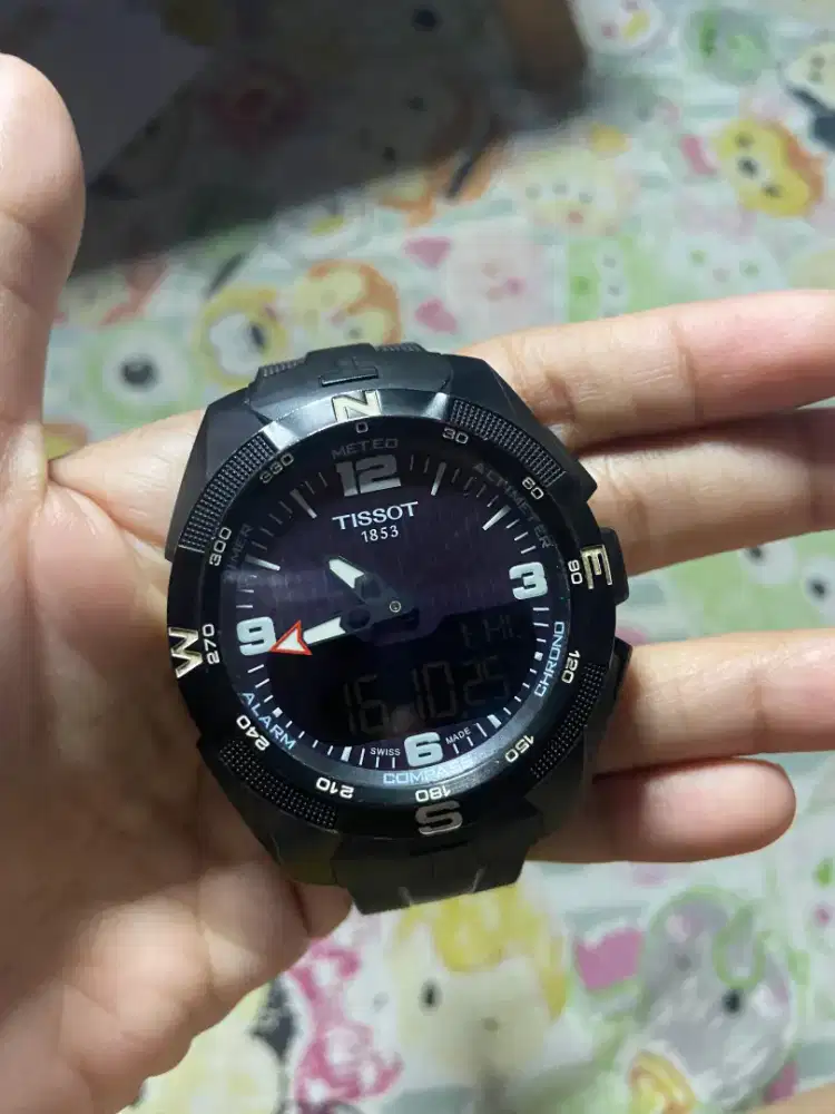 Jam Tissot solar cell