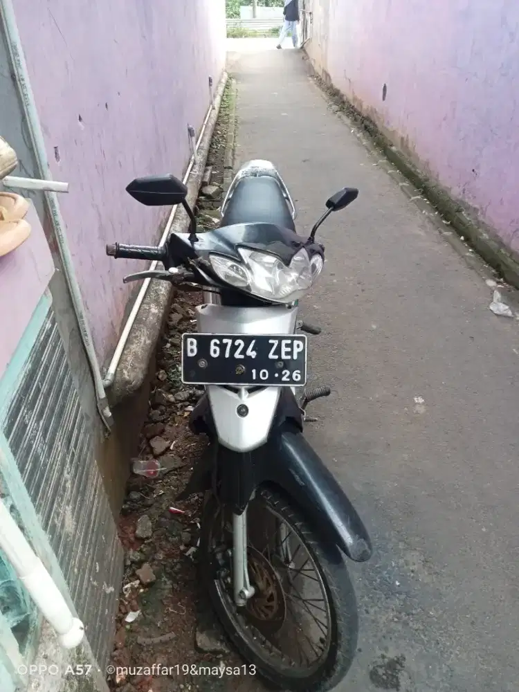 Suzuki shogun r 125