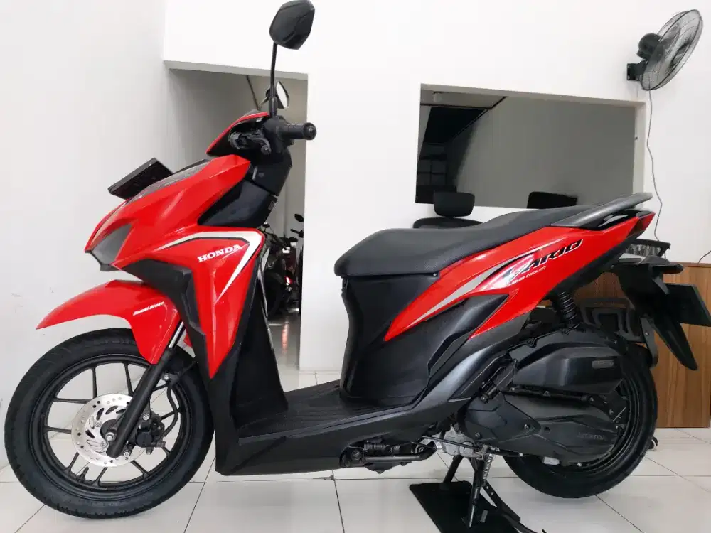 HONDA VARIO 125CC CBS MERAH GLOSSY YANG THN 2019