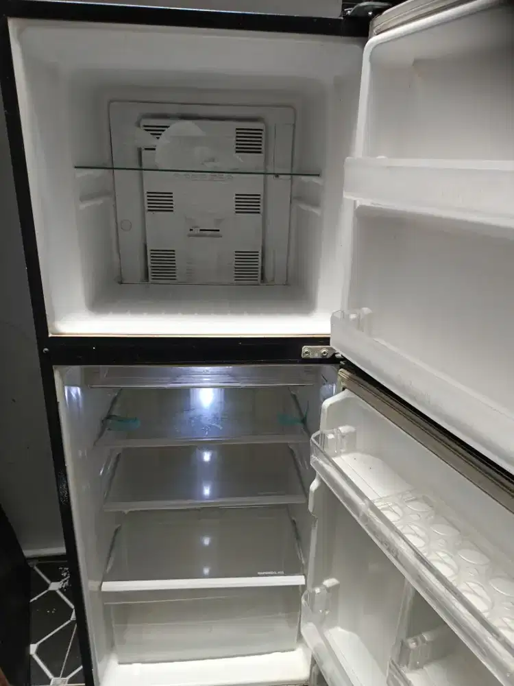 Di Jual Kulkas Panasonic 2 Pintu