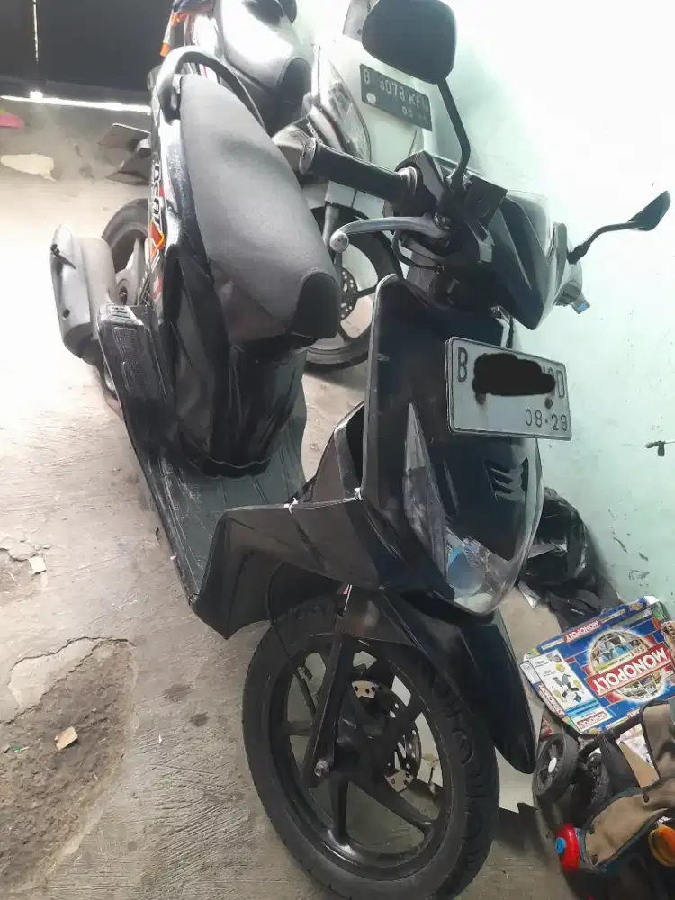 Jual motor beat 2011 karbu