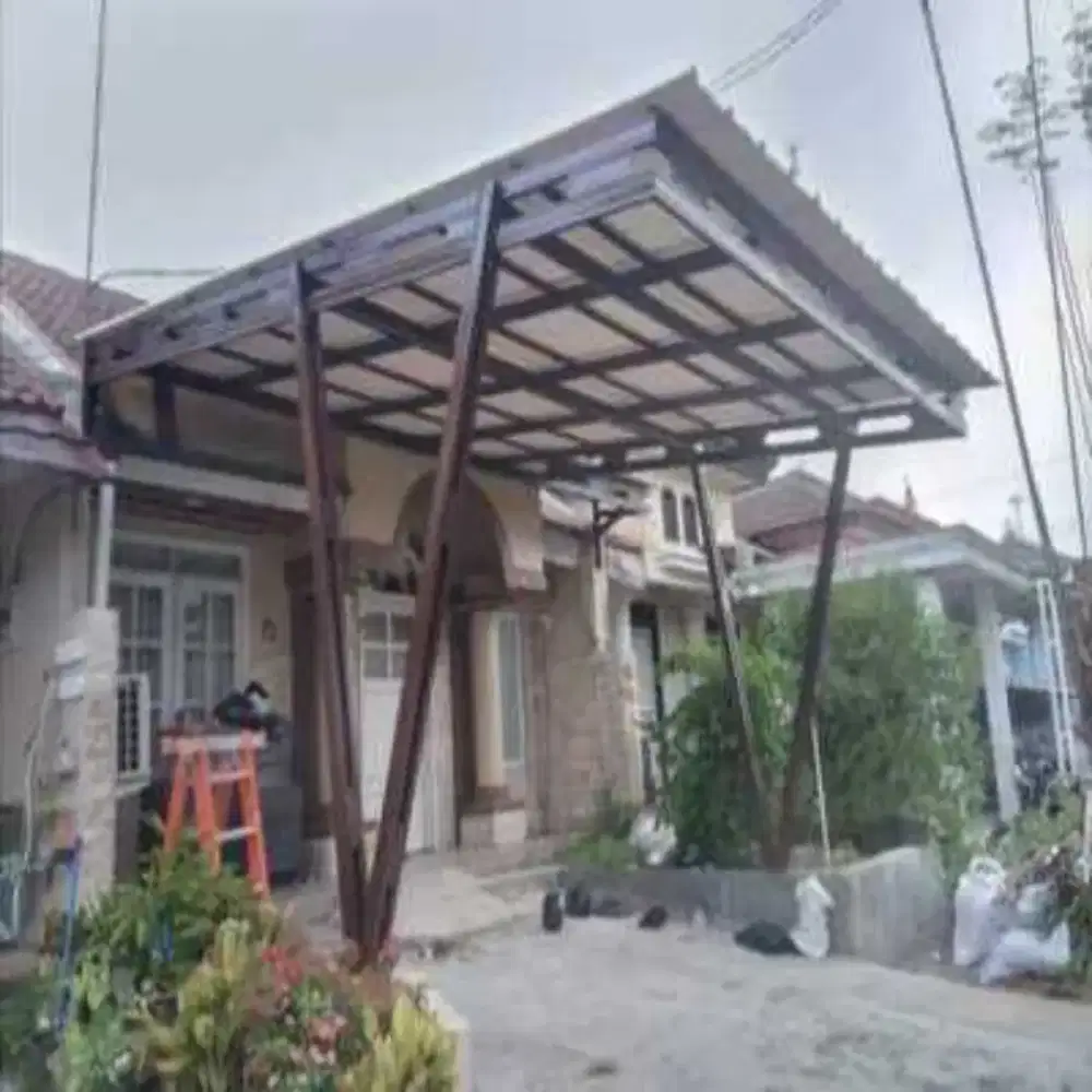 Kanopi baja ringan
