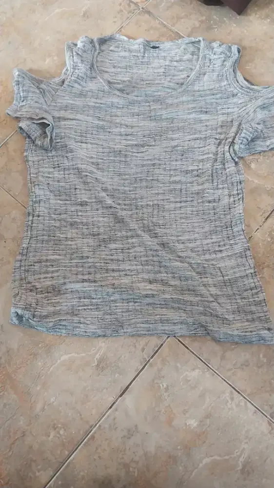 Baju cewek abu2