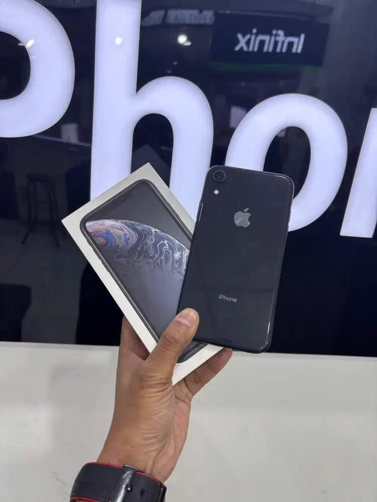 iphone XR 64gb ibox
