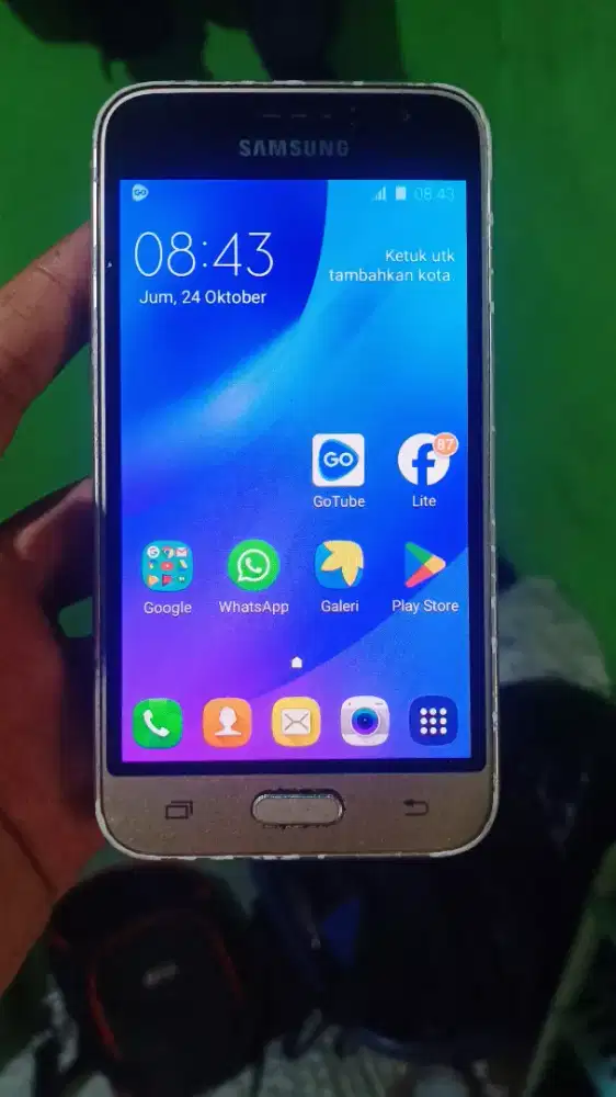 Samsung galaxy J1 2016 4G 1/8 layar 4.5 inchi amoled