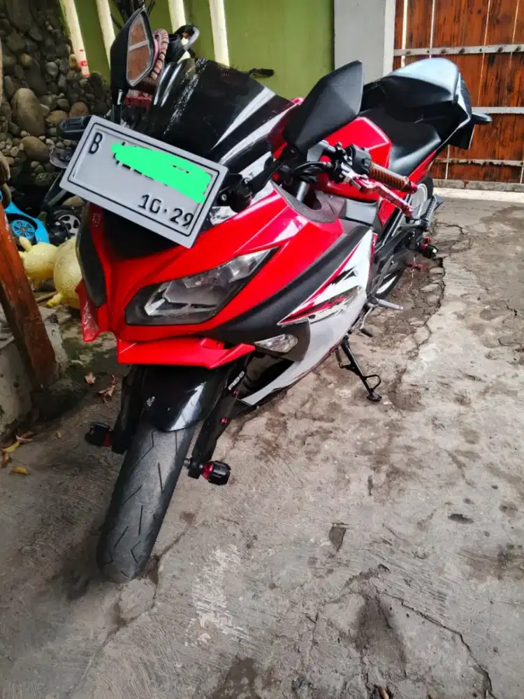 Kawasaki Ninja 250 FI SE Mulus Banget