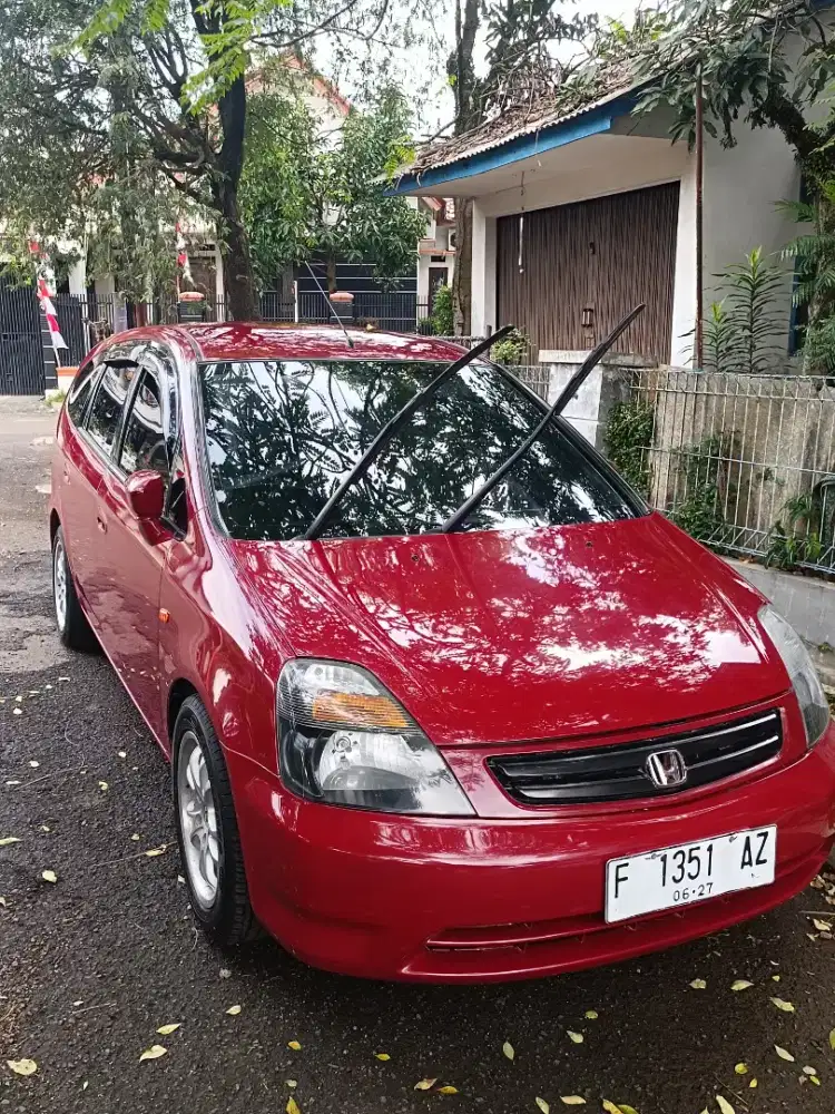 Honda Stream 1.7cc Automatik Mulus