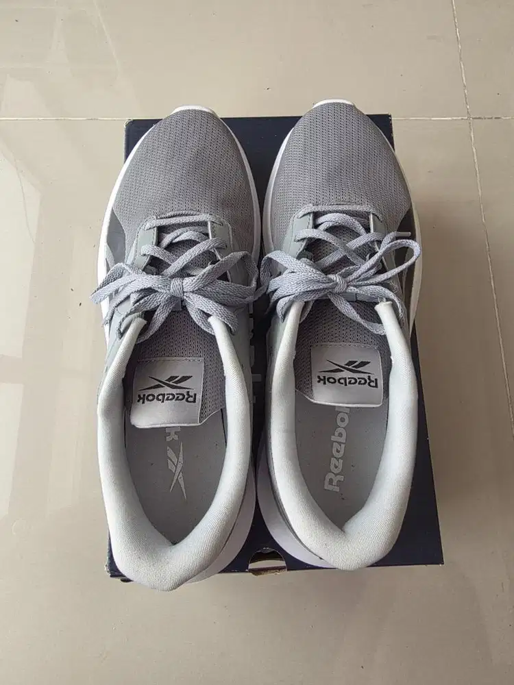 Sepatu reebok baru original