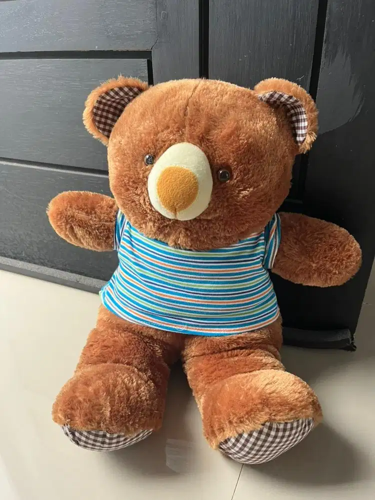 Boneka besar ikea