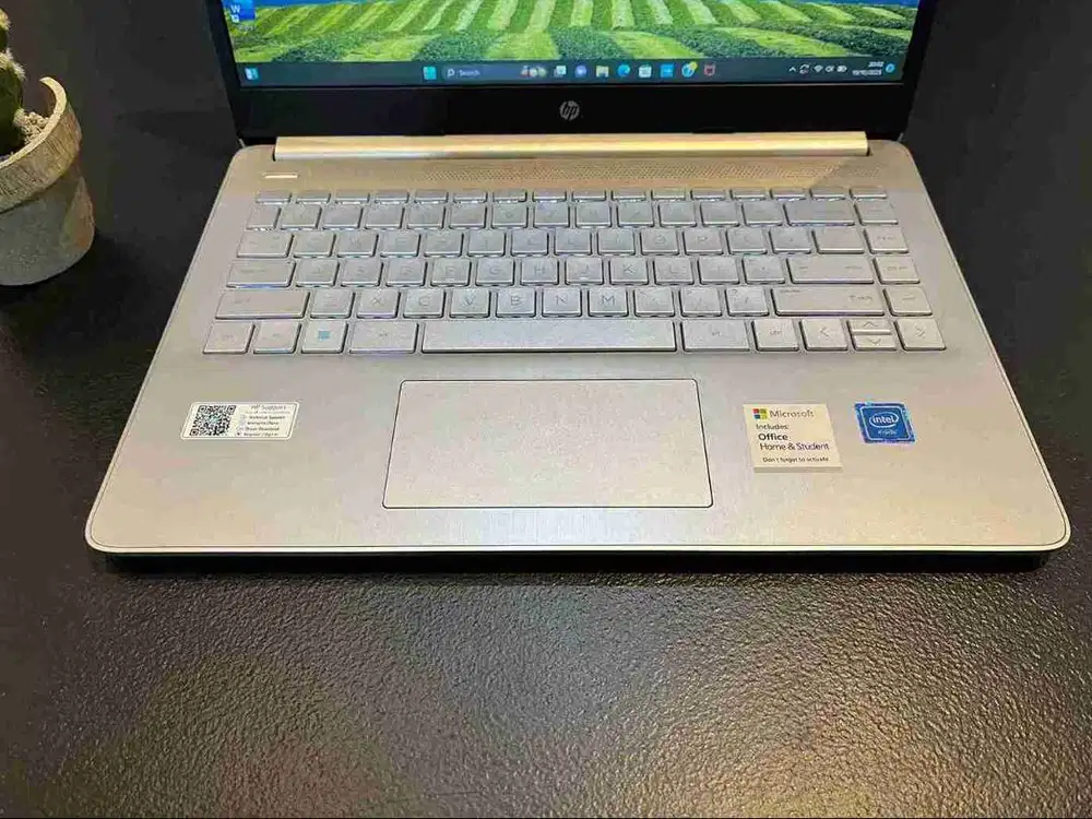 LAPTOP HP 14S-DQ0508TU//INTEL CELERON N4120//SSD 256GB NVMe