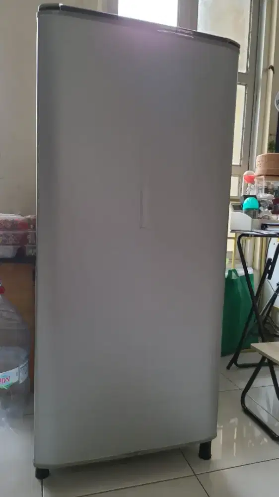 Kulkas bekas 1 pintu