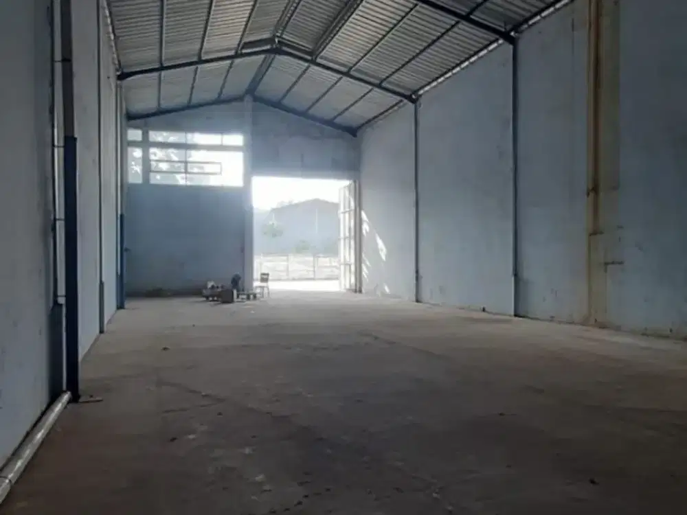 Sewa Gudang Muat Konterener 40 Kaki Bebas Banjir