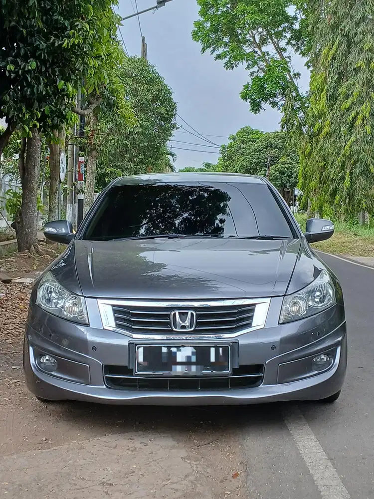 Dijual untuk pecinta sedan Accord CP2