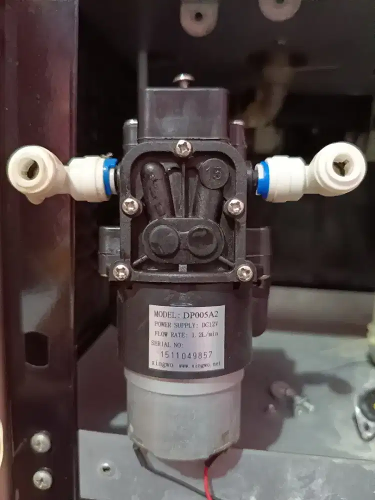 Mesin motor pompa dispenser merk Miyako WDP-200