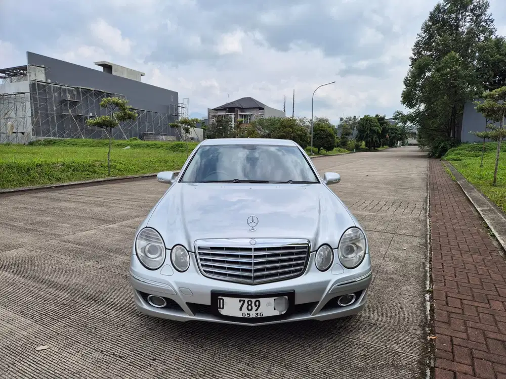 Mercedes-Benz E280 2008 Bensin