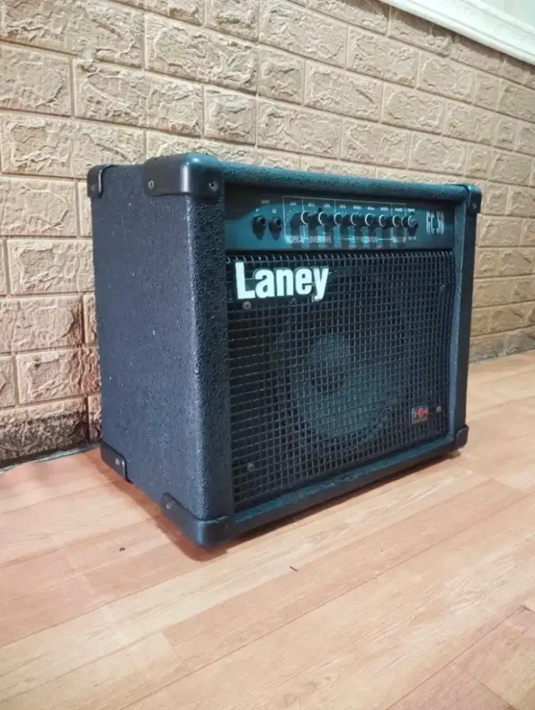 Amply gitar 10 inch Laney