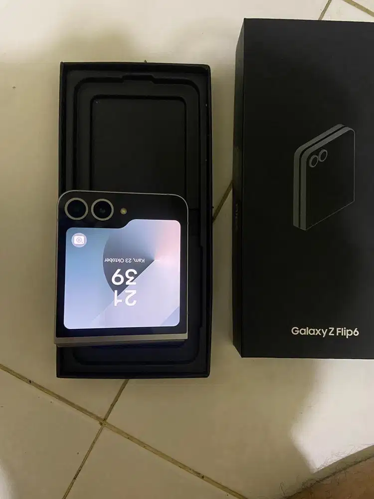 Samsung Galaxy Z Flip 6 12/256