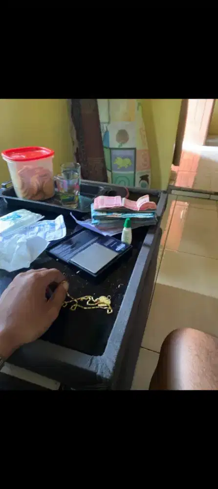 Terima emas tanpa surat harga tertinggi