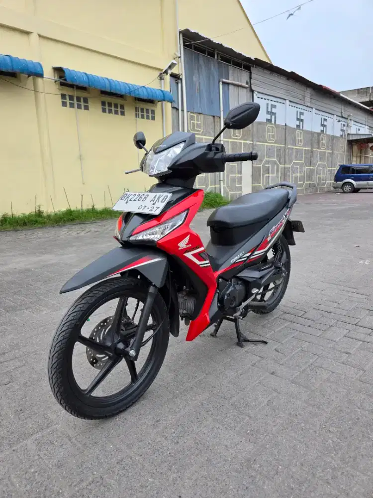Honda Supra X 125 CW Merah Hitam 2022