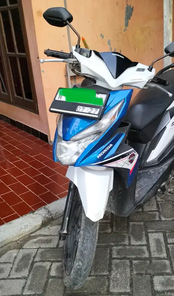 Motor Honda beat _2017 _ tangan pertama _ individu