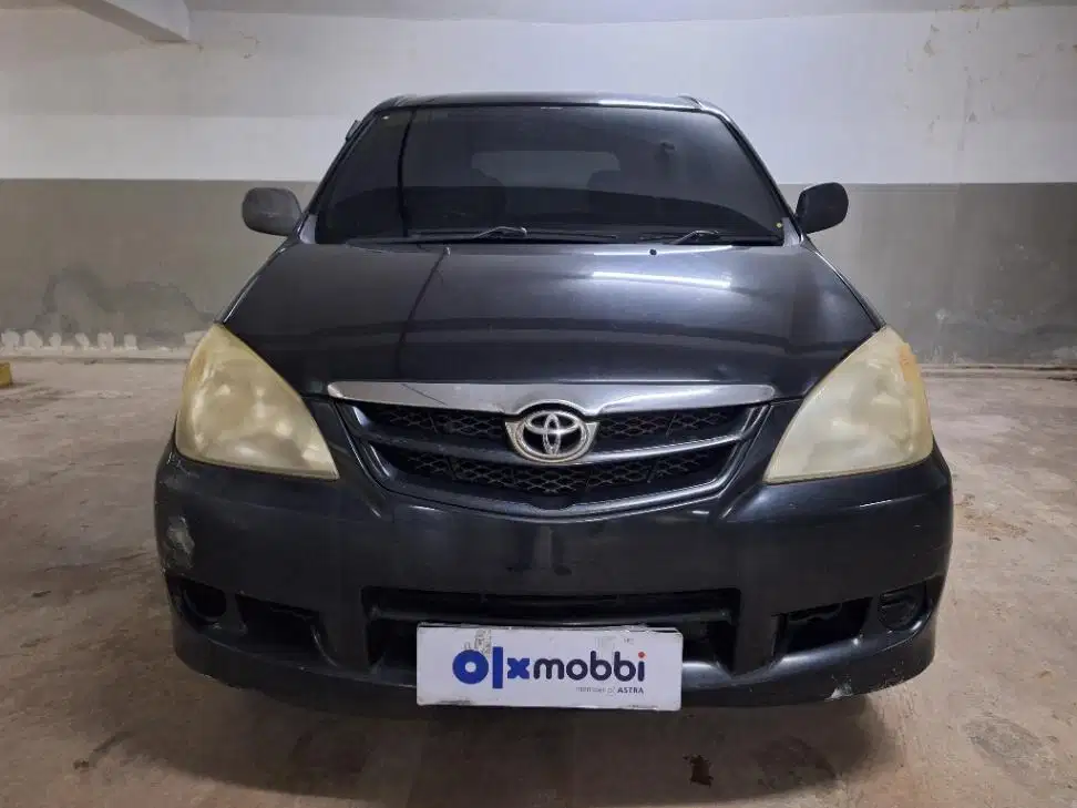 LOW DP Toyota Avanza 1.3 E Bensin-MT 2010 UKJ