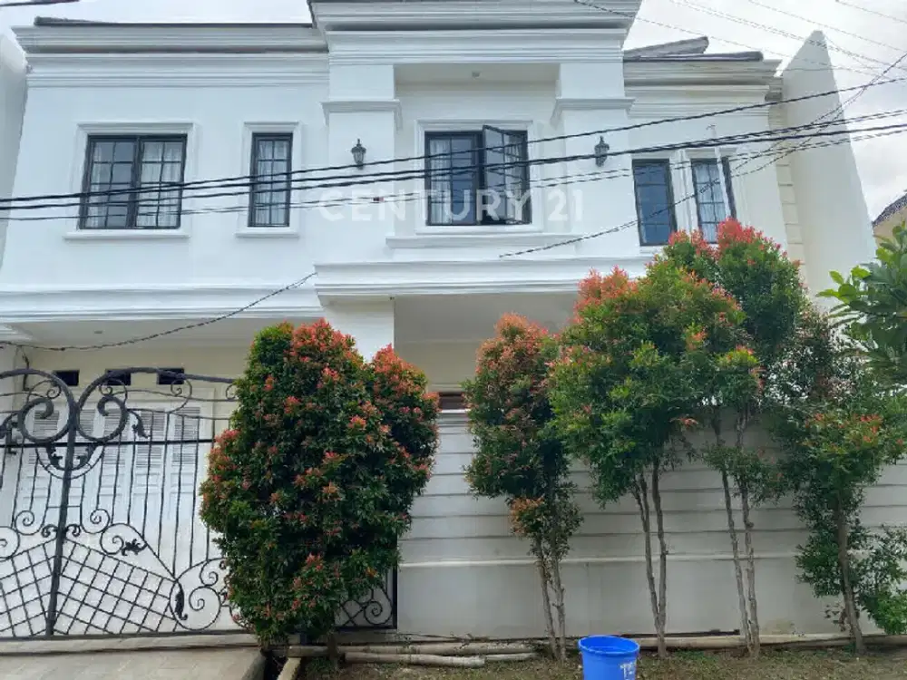 Rumah 2,5 LT Istimewa Siap Huni Lokasi Strategis Di Pulomas S9190